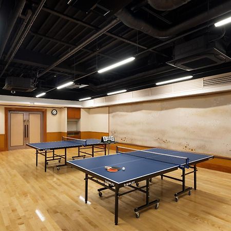 Fujikawaguchiko Onsen Konanso Hotell Exteriör bild Table tennis room